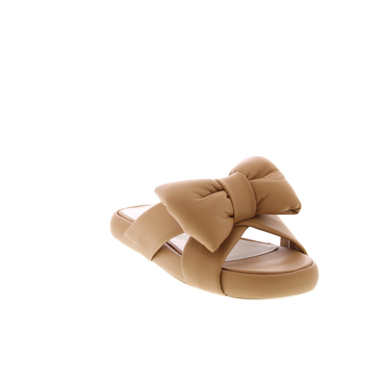 Nubikk tongs camel 2