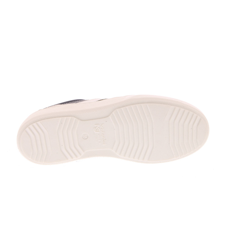 Nero Giardini low shoes donker blauw 5