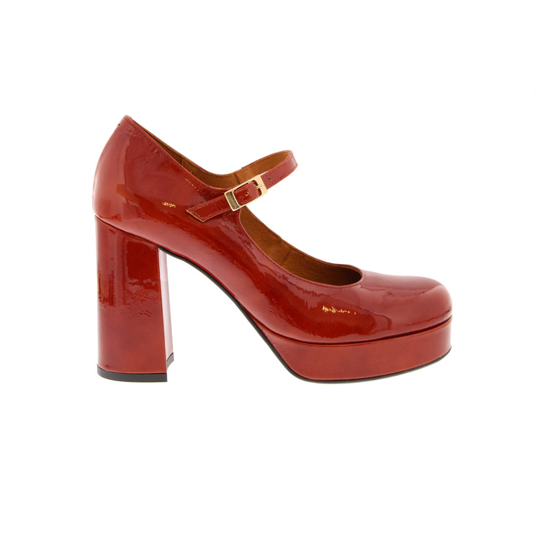 Angel Alarcon pumps rouge