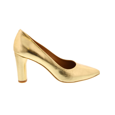 J.hay pumps or