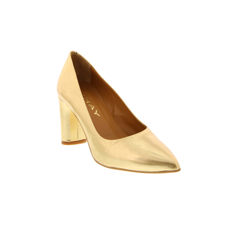 J.hay pumps or 2