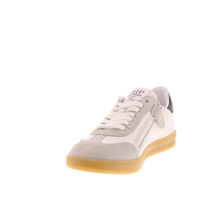 Hip low shoes white 3
