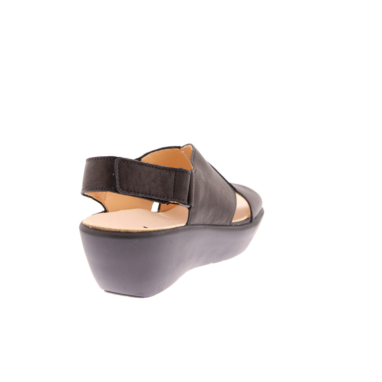Think! sandals black 4