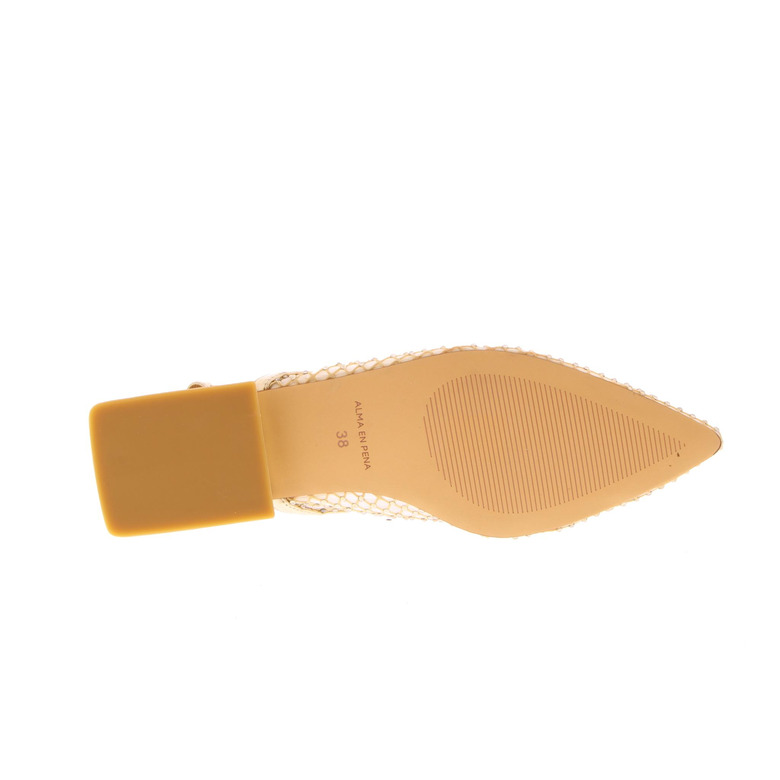 Alma En Pena pumps gold 5