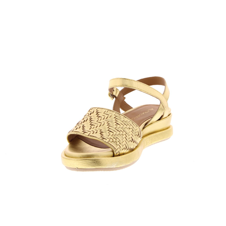Altraofficina sandals gold 3