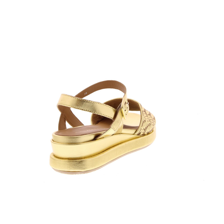 Altraofficina sandals gold 4