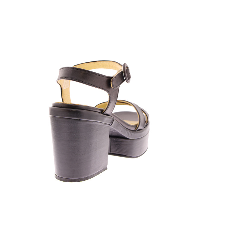 Ctwlk sandals black 4