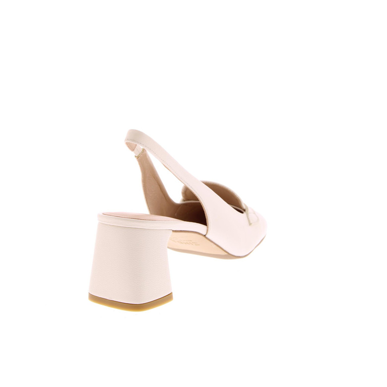Zinda pumps white 4