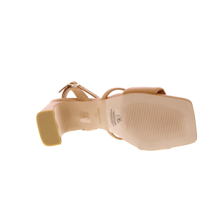 Angel Alarcon sandalen camel 5