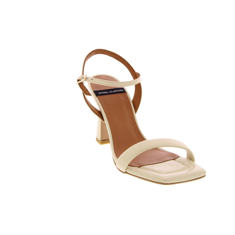 Angel Alarcon sandalen ecru 2