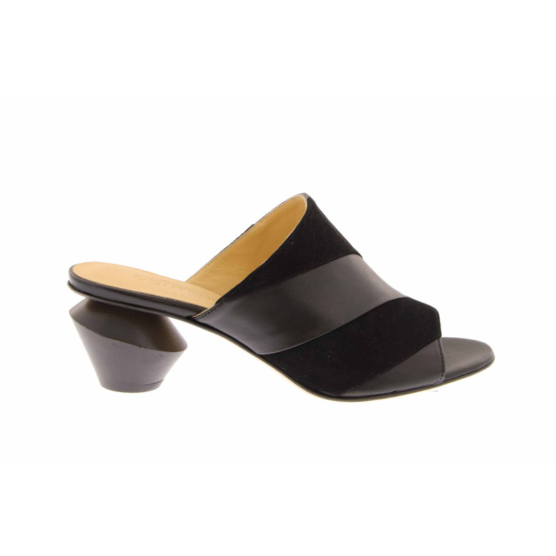 Atelier Content thong slippers black 1