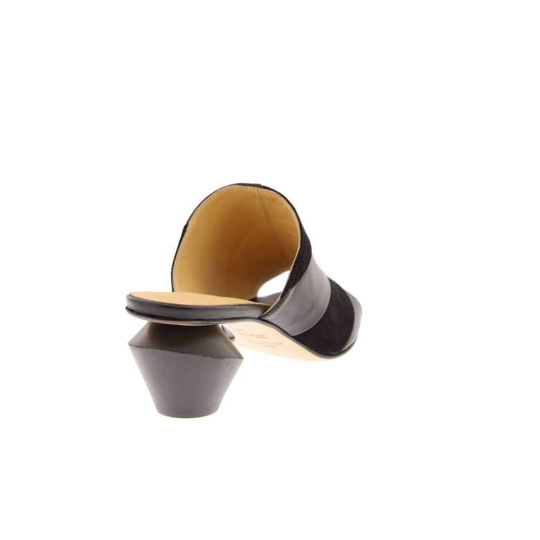 Atelier Content thong slippers black 4