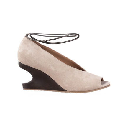 Ellen Verbeek pumps beige