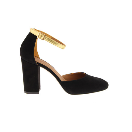 Atelier Content pumps black