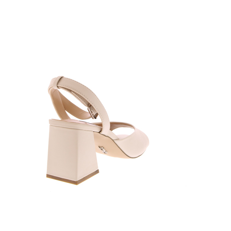 Steve Madden sandals ecru 4