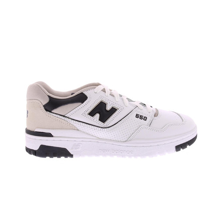 New Balance sneakers wit
