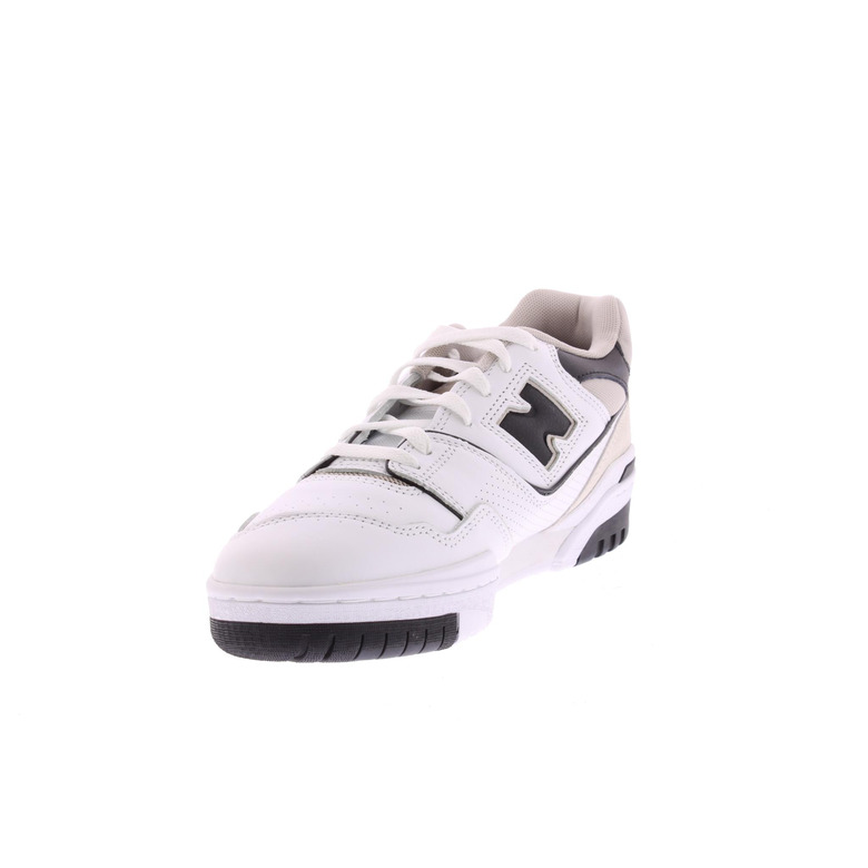New Balance sneakers wit 3