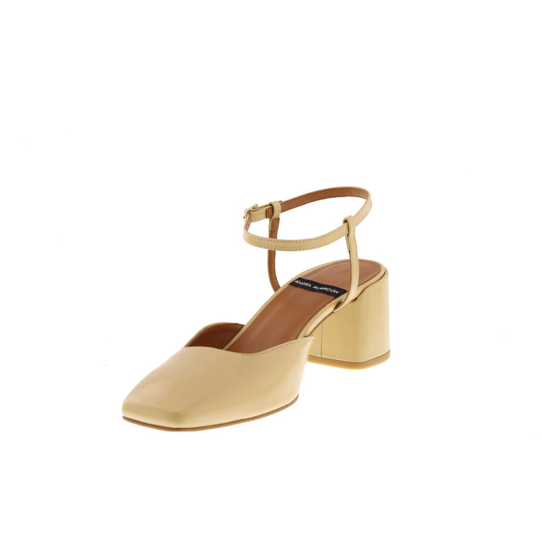 Angel Alarcon pumps beige 3