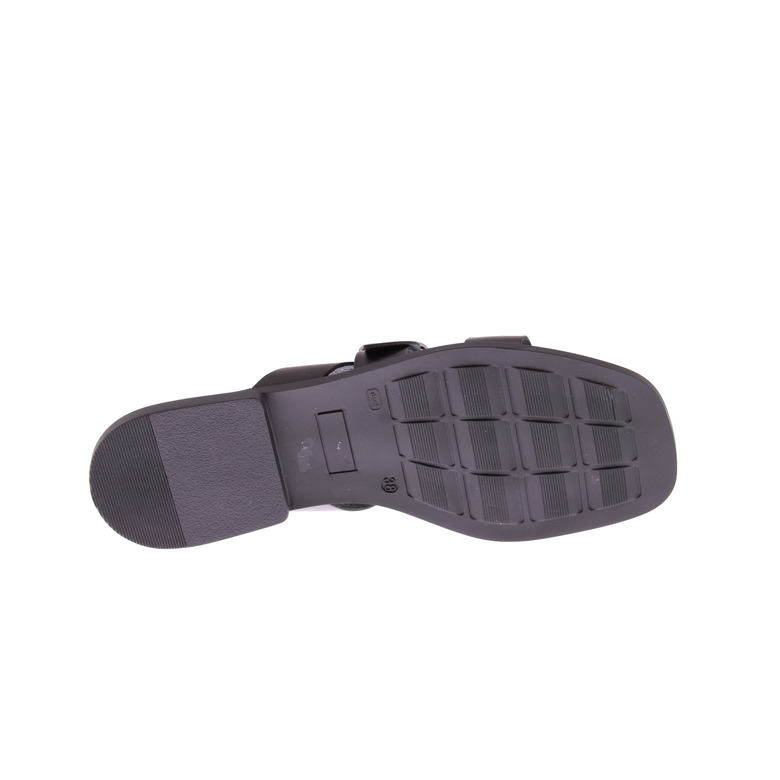 Slaye slippers zwart 5