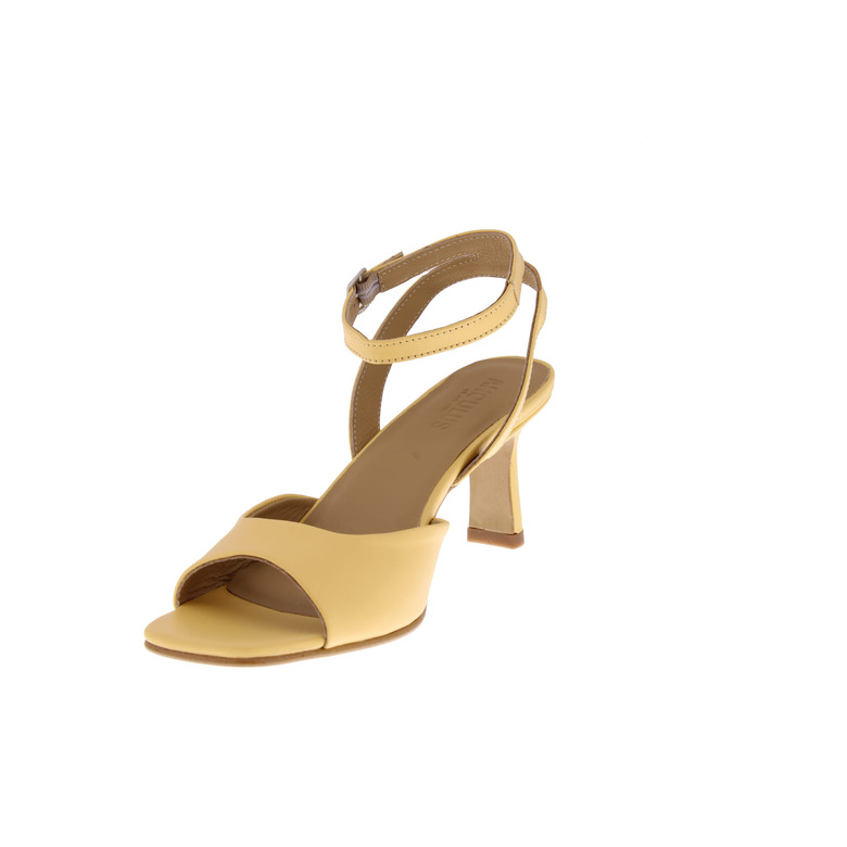 Angulus sandalen geel 3