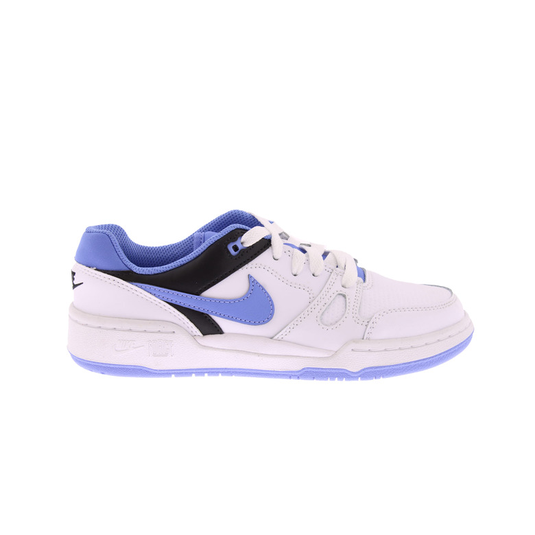 Nike sneakers wit 1
