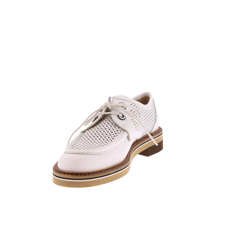 Pertini lace shoes white 3