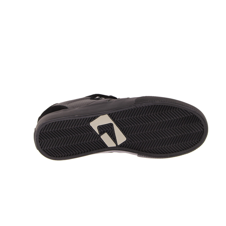 Globe sneakers zwart 5