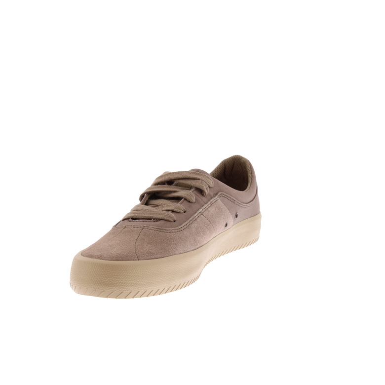 Globe sneakers bruin 3