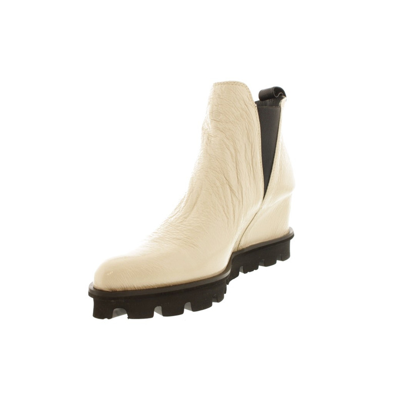 Patrizia Bonfanti enkellaarsjes wit 3