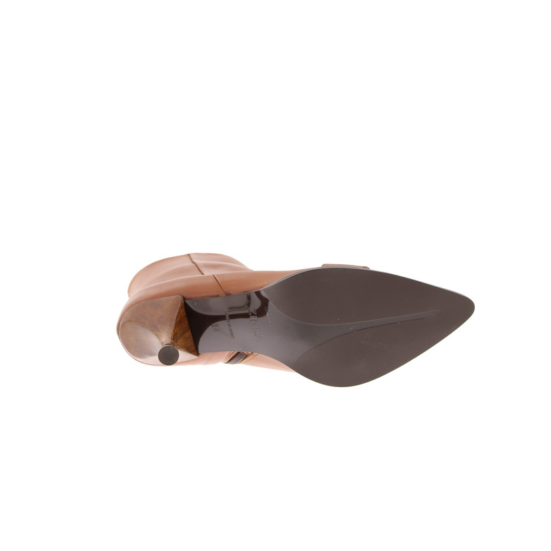 Zinda enkellaarsjes cognac 5