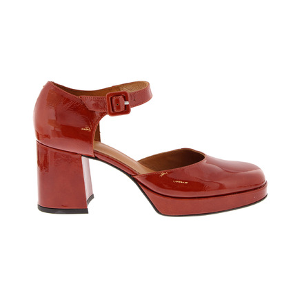 Angel Alarcon pumps red