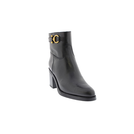 Alpe ankle boots black