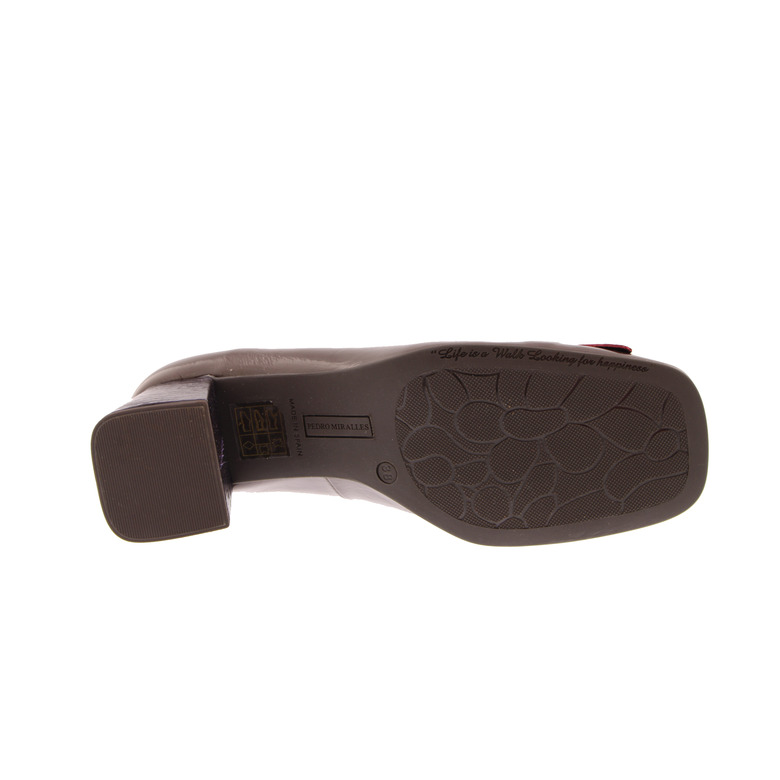 Pedro Miralles pumps bruin 5