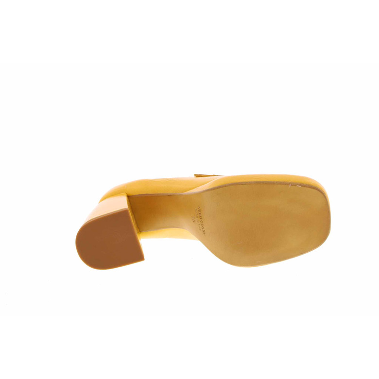 Curiosite moccasins jaune 5
